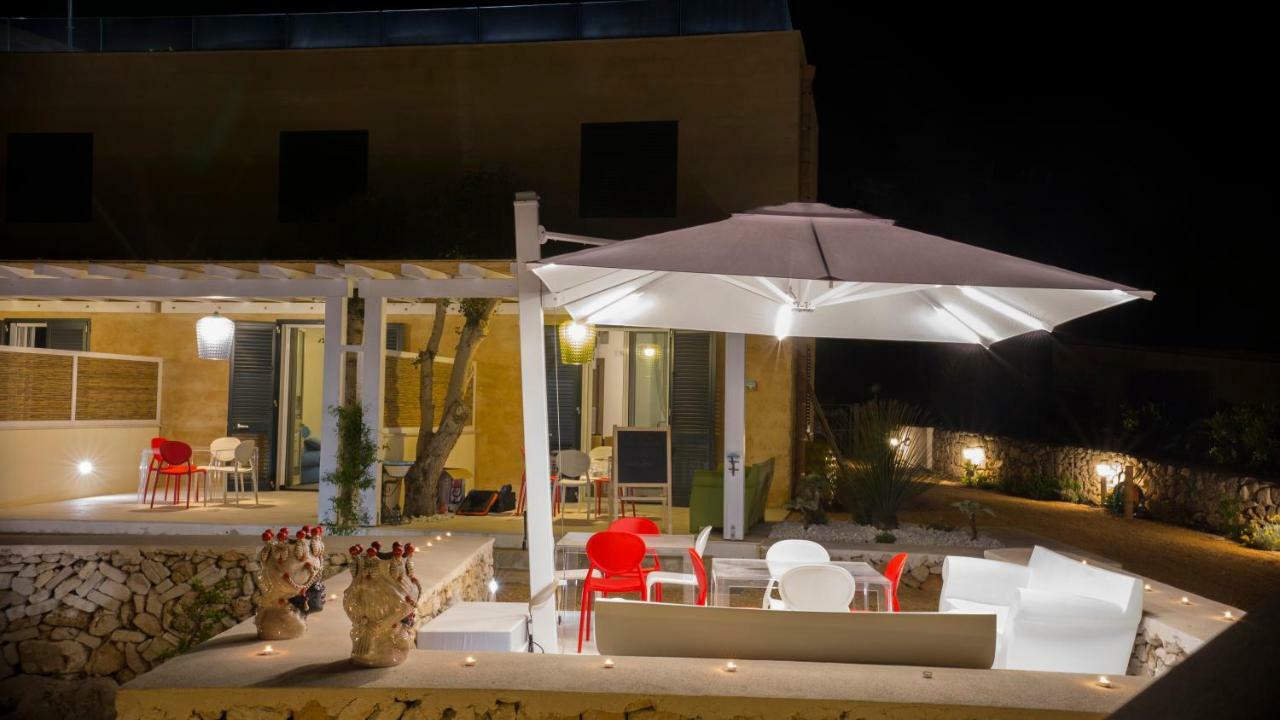 Le Suites Del Carrubo Favignana Eksteriør billede