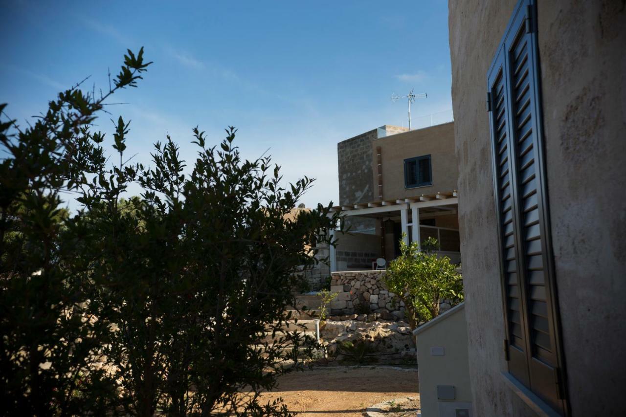 Le Suites Del Carrubo Favignana Eksteriør billede